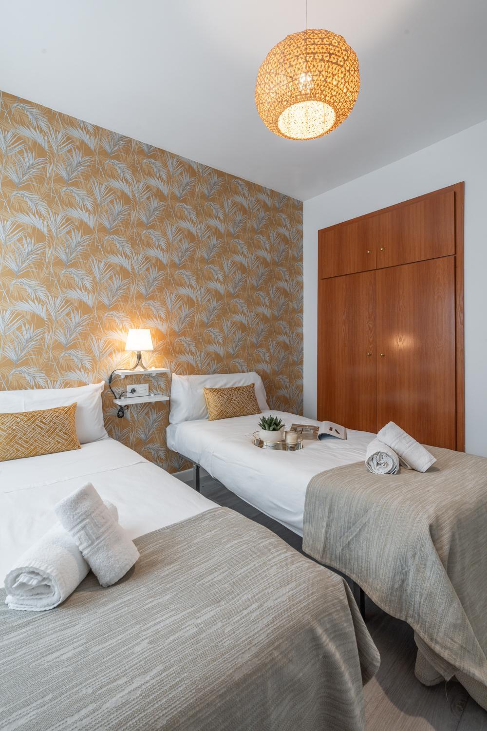 Tuguest Santa Paula Iii Apartment